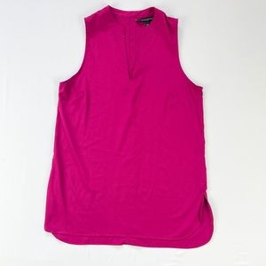 BANANA REPUBLIC | Sleeveless V-Neck Blouse